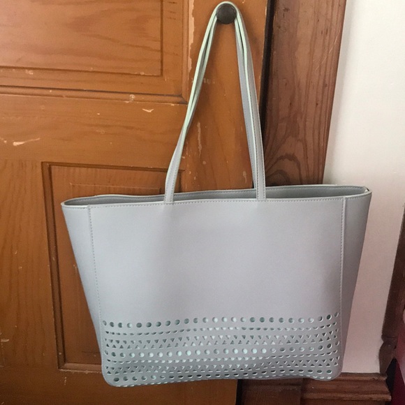 Purse - Picture 1 of 4